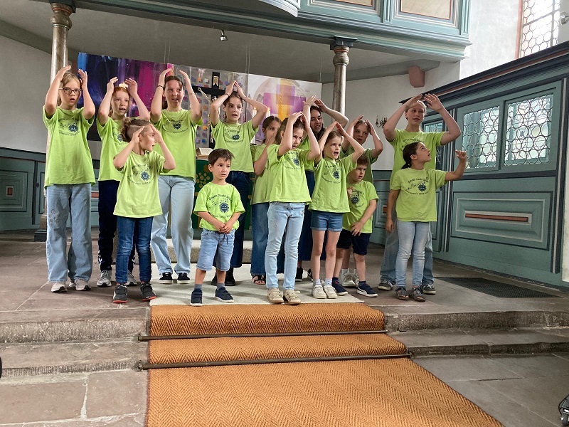 Singen bildetbeine schöne Vernbindung - auch bei Gottesdiensten.